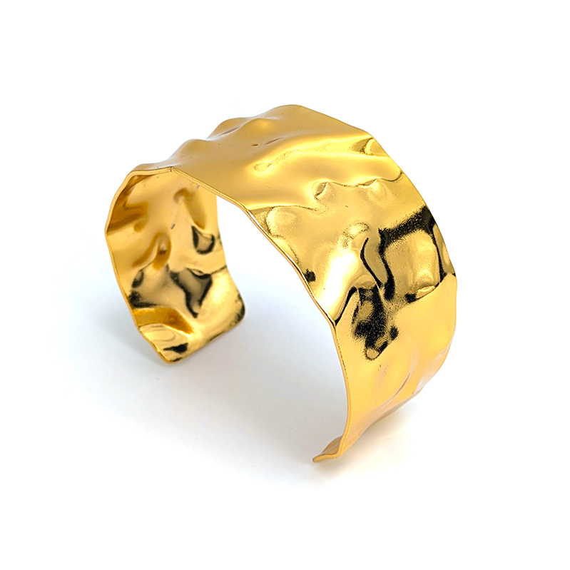 Bracelets mix patterns gold 100